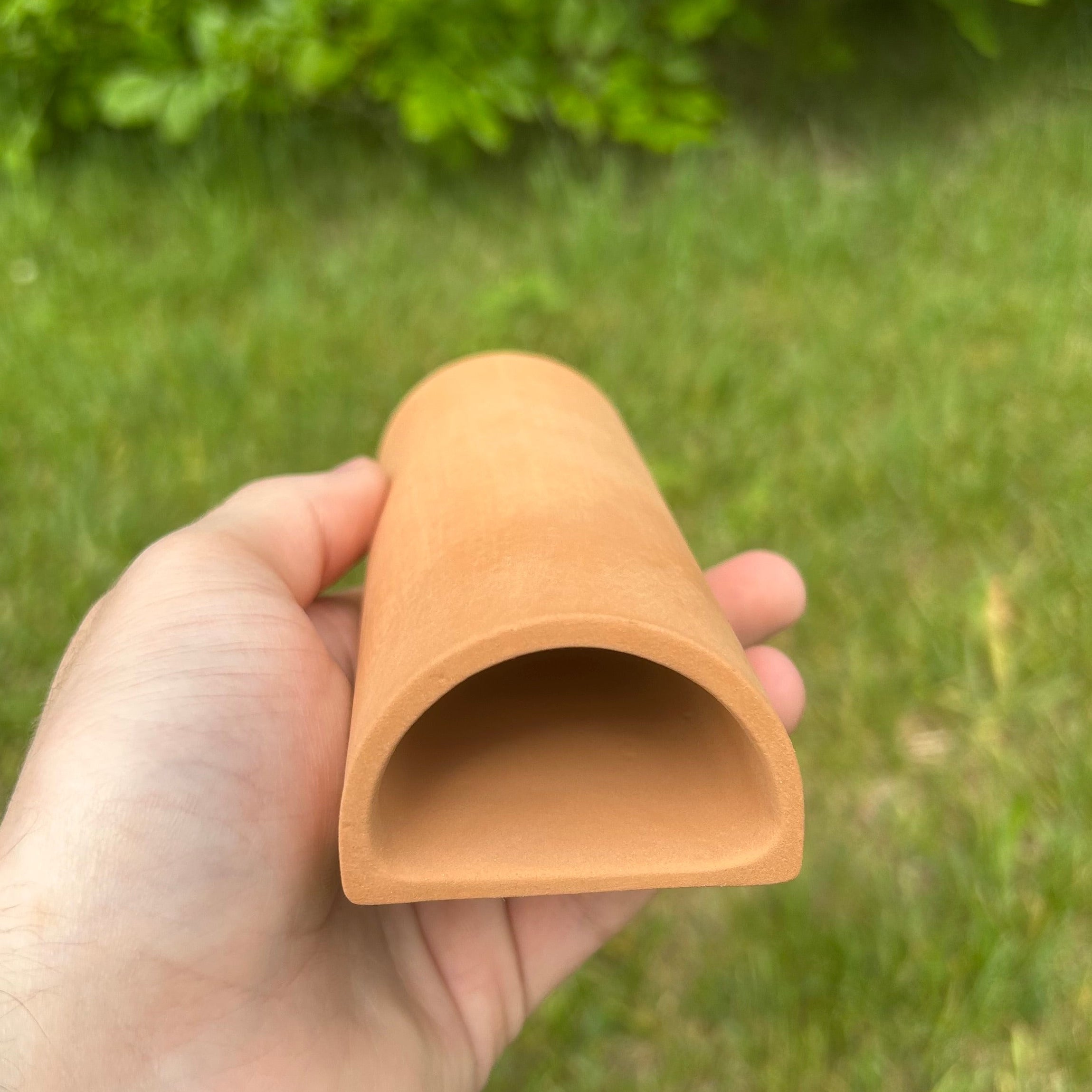 Euro D Shaped Pleco Cave 1.8" Inner width x 5.5" Total length